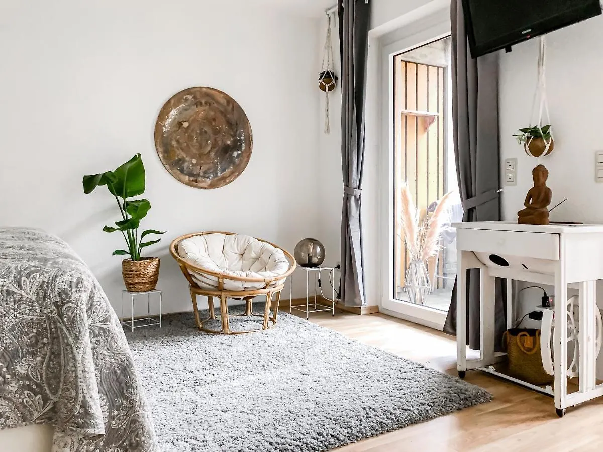 Studio Near Altstadt /W Workspace, Feng-Shui & Art Würzburg 0*,